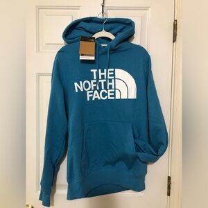 North face men’s hoodie size small “NWT”